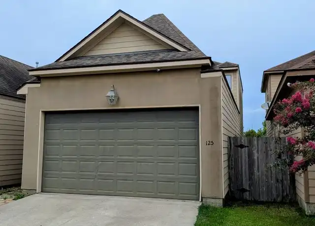 Property at 125 Villa Park Ln, Lafayette, LA, 70508, 3 beds, 2.5 baths, [object Object]