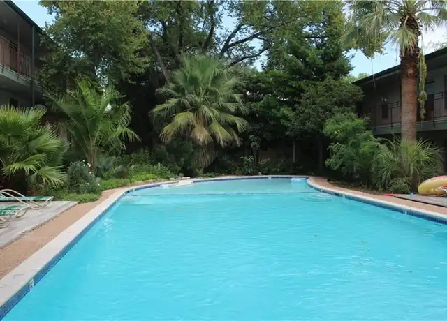 Property at 300 Crockett St Unit 1, Austin, TX, 78704, 2 beds, 1 bath, [object Object]