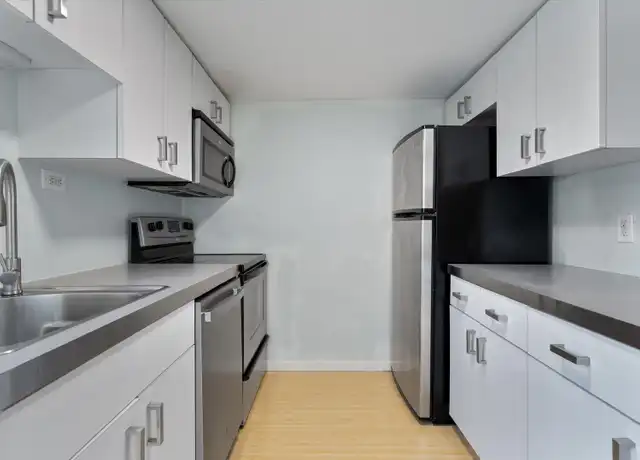 Property at 300 Crockett St Unit 1, Austin, TX, 78704, 2 beds, 1 bath, [object Object]