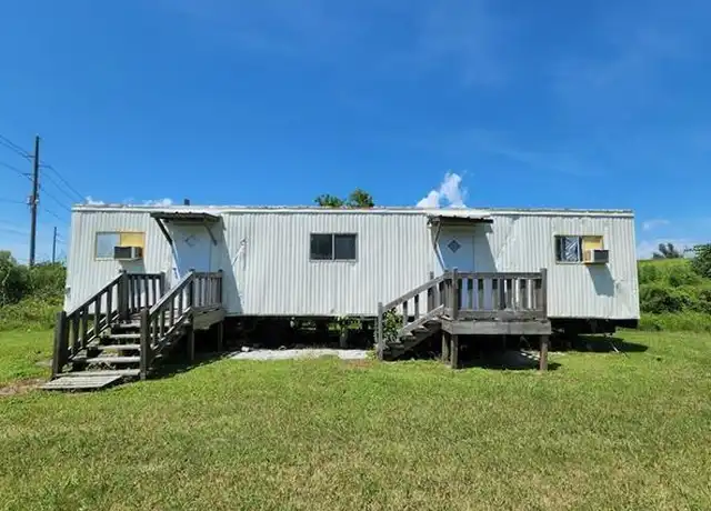 Property at 34909 Highway 11, Buras, LA, 70041, 2 beds, 1 bath, [object Object]