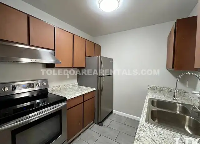 Property at 4425 Talmadge Rd Unit 12, Toledo, OH, 43623, 1 bed, 1 bath, [object Object]