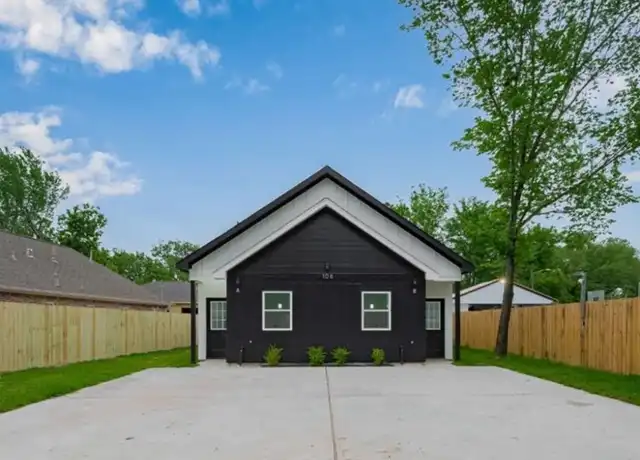 Property at 106 Armstrong St Unit A, Houston, TX, 77029, 3 beds, 2 baths, [object Object]