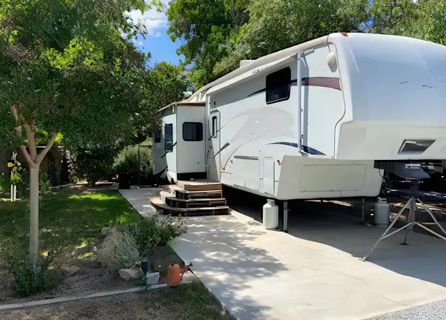 Property at 1745 N Cornelia Ave, Fresno, CA, 93722, 1 bed, 1 bath, [object Object]