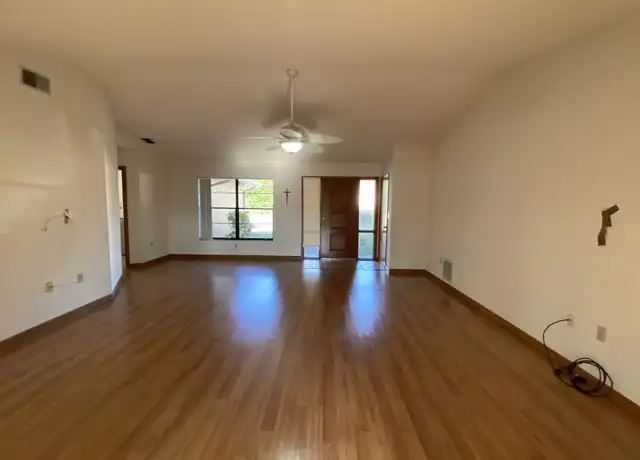 Property at 12824 Lake Tree Ln, Hudson, FL, 34669, 2 beds, 2 baths, [object Object]