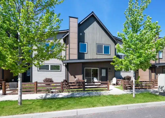 Property at 2873 NW Elm Ave, Redmond, OR, 97756, 3 beds, 2.5 baths, [object Object]