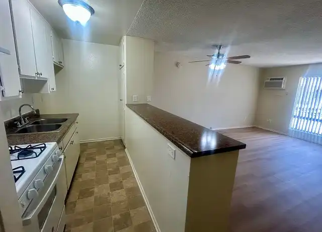 Property at 5747 Laurel Canyon Blvd, Valley Village, CA, 91607, 1 bed, 1 bath, [object Object]