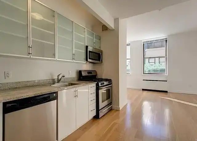 Property at 37 Wall St Unit 17R, New York, NY, 10005, 0 beds, 1 bath, [object Object]