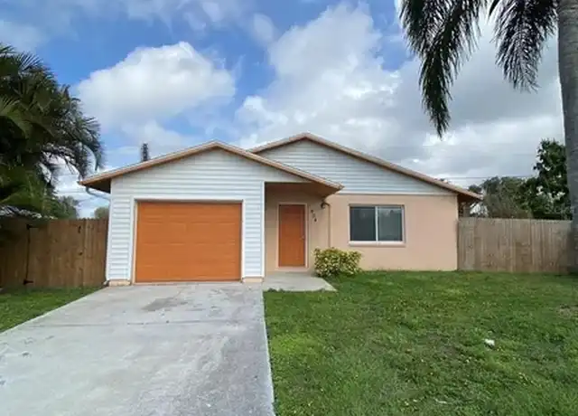 Property at 904 16th St E, Palmetto, FL, 34221, 3 beds, 2 baths, [object Object]