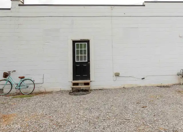 Property at 6708 Morganton Rd Unit B, Greenback, TN, 37742, 1 bed, 1 bath, [object Object]