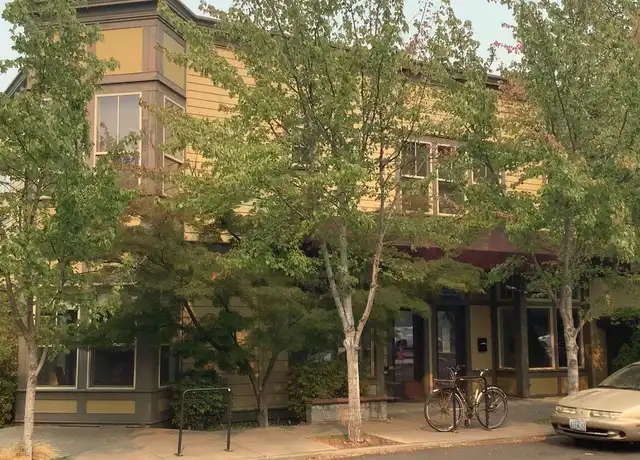 Property at 545 A St Unit 4, Ashland, OR, 97520, 1 bed, 1 bath, [object Object]