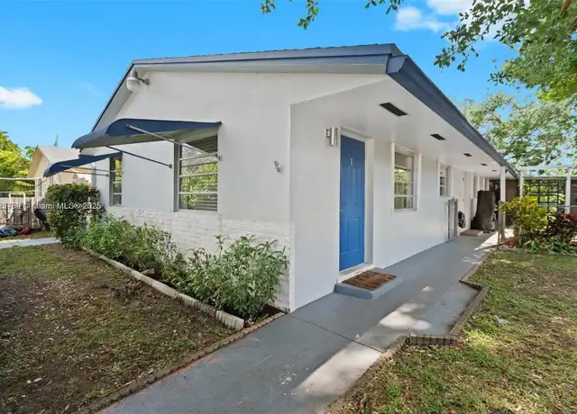 Property at 5120 SW 26th Ave Unit 1-2, Fort Lauderdale, FL, 33312, 2 beds, 1 bath, [object Object]