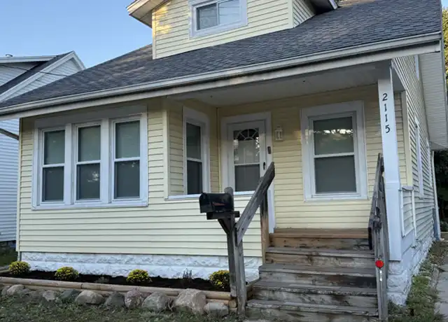Property at 2115 S Martin Luther King Jr Blvd, Lansing, MI, 48910, 2 beds, 1 bath, [object Object]