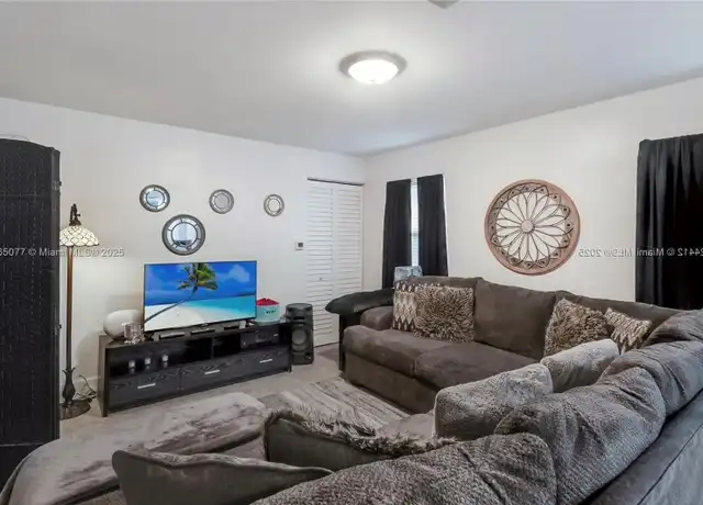 Property at 219 NW 7th Ct Unit 2, Hallandale Beach, FL, 33009, 3 beds, 2 baths, [object Object]