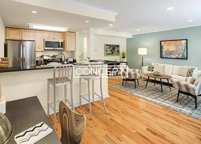 Property at 71 Thornton Rd, Chestnut Hill, MA, 02467, 2 beds, 1 bath, [object Object]