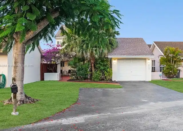 Property at 6863 SW 104th Ct, Miami, FL, 33173, 4 beds, 3 baths, [object Object]
