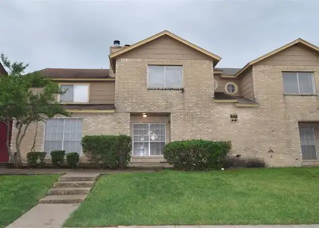 Property at 512 Rita Ln Unit C, Arlington, TX, 76014, 2 beds, 1.5 baths, [object Object]