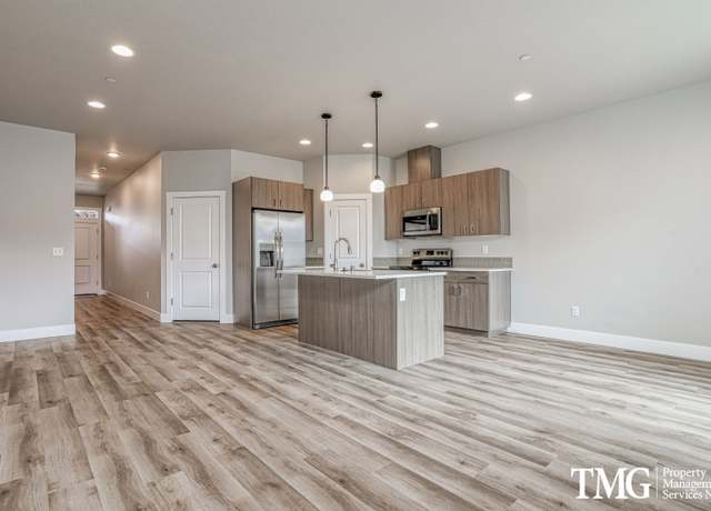 Photo of 2503 NW Magnolia St, Camas, WA 98607