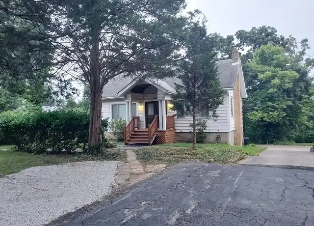 Property at 11610 Big Bend Rd, Kirkwood, MO, 63122, 2 beds, 1.5 baths, [object Object]