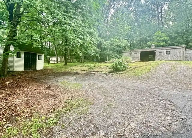 Property at 616 Springville Rd, New Holland, PA, 17557, 3 beds, 1 bath, [object Object]