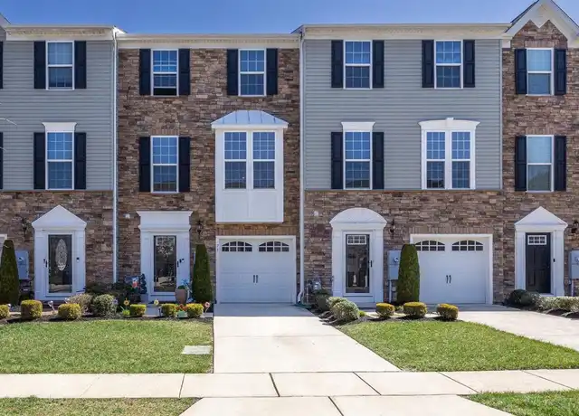 Property at 71 Village Green Ln, Sicklerville, NJ, 08081, 3 beds, 2.5 baths, [object Object]