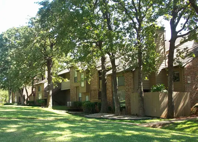 Property at Woodlake Apartments - 655 N Park Blvd, Grapevine, TX, 76051, 1-2 bed, 1-2 bath, [object Object]