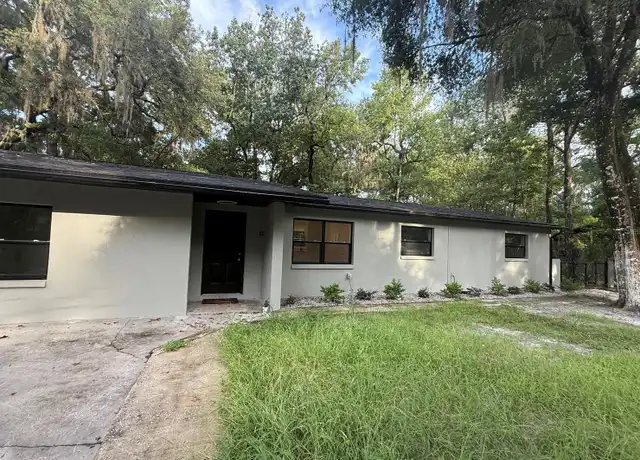 Property at 3901 SE 13th Ter, Gainesville, FL, 32641, 5 beds, 2 baths, [object Object]