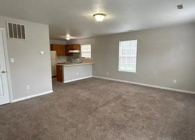 Property at 2084 Cornerstone Dr Unit B, Lexington, KY, 40509, 2 beds, 1 bath, [object Object]