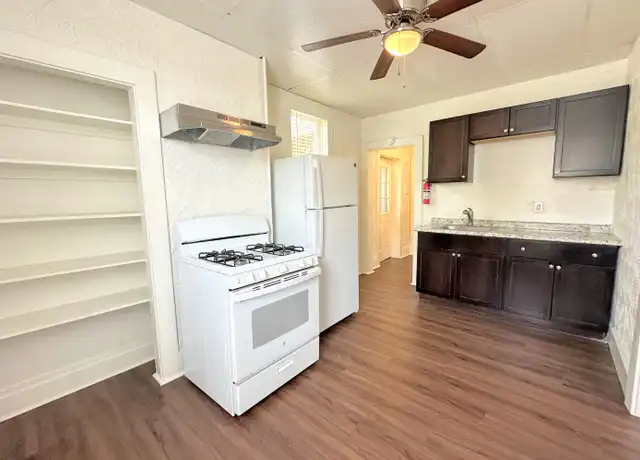 Property at 802 13th St Unit 1, McKees Rocks, PA, 15136, 2 beds, 1 bath, [object Object]