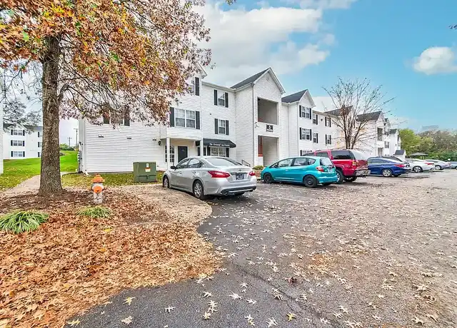 Property at Granstaff Apartments - 2333 Rosa L Parks Blvd, Nashville, TN, 37228, 1 bed, 1 bath, [object Object]