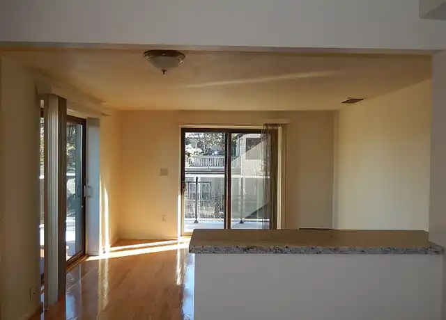 Property at 425 Broadway Unit 3, Somerville, MA, 02145, 1 bed, 1 bath, [object Object]
