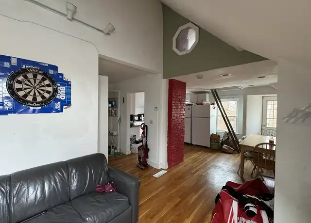 Property at 20 South St Unit 2, Boston, MA, 02135, 3 beds, 1 bath, [object Object]