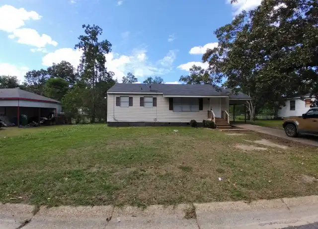 Property at 1608 Kings Rd, Leesville, LA, 71446, 3 beds, 1 bath, [object Object]