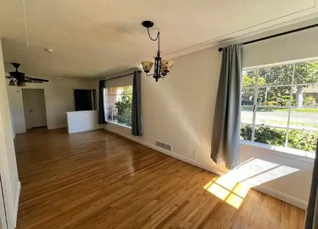 Property at 134 E Dayton Ave, Fresno, CA, 93704, 3 beds, 1.5 baths, [object Object]