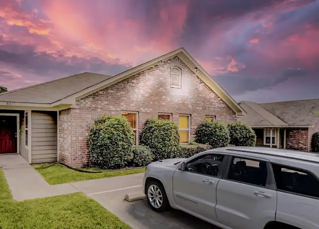 Property at 8640 Mansion Creek Cir, Tyler, TX, 75707, 3 beds, 2 baths, [object Object]