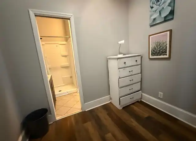 Property at 1914 Barnard St Unit B3, Savannah, GA, 31401, 1 bed, 1 bath, [object Object]