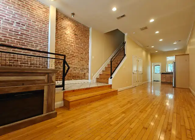 Property at 2000 Barclay St, Baltimore, MD, 21218, 2 beds, 2 baths, [object Object]