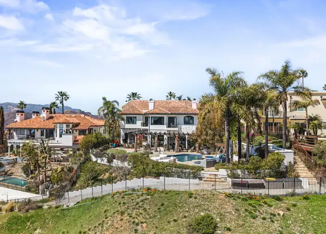 Property at 1821 Chastain Pkwy E, Pacific Palisades, CA, 90272, 5 beds, 6 baths, [object Object]