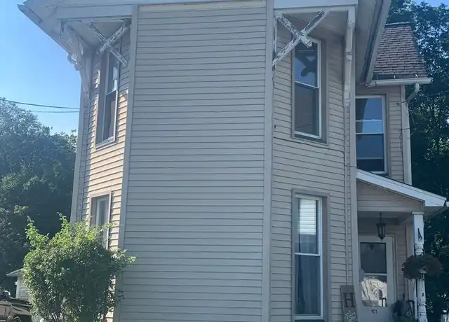 Property at 122 Shenango St Unit 101, Greenville, PA, 16125, 2 beds, 1 bath, [object Object]
