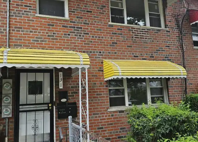 Property at 131 S 14th Ave Unit 1, Mt Vernon, NY, 10550, 2 beds, 1 bath, [object Object]