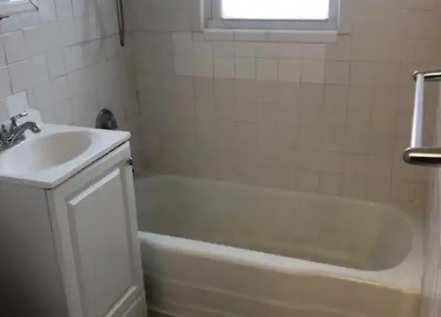 Property at 17 Bay St, Cambridge, MA, 02139, 2 beds, 1 bath, [object Object]