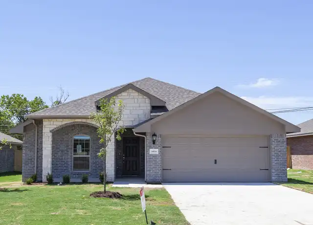 Property at 1308 E Baltimore Ave, Fort Worth, TX, 76104, 4 beds, 2 baths, [object Object]