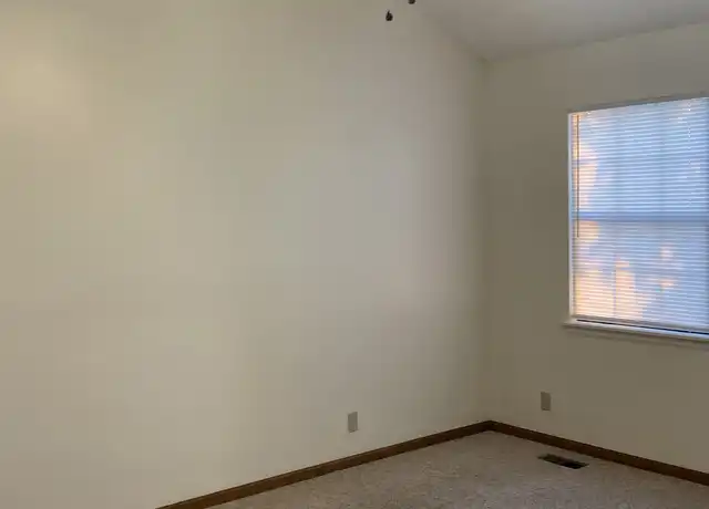 Property at 837 N 89 St Unit 837, Kansas City, KS, 66112, 3 beds, 2 baths, [object Object]
