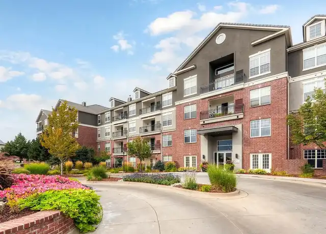 Property at The Viridian - 5335 S Valentia Way, Greenwood Village, CO, 80111, 1-2 bed, 1-2 bath, [object Object]