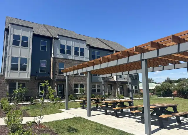 Property at 2128 Glacier Rd, Herndon, VA, 20170, 4 beds, 3.5 baths, [object Object]