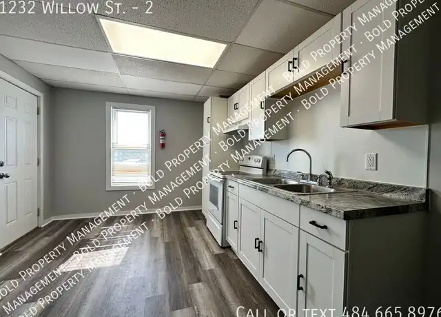 Property at 1232 Willow St Unit 2, Lebanon, PA, 17046, 1 bed, 1 bath, [object Object]
