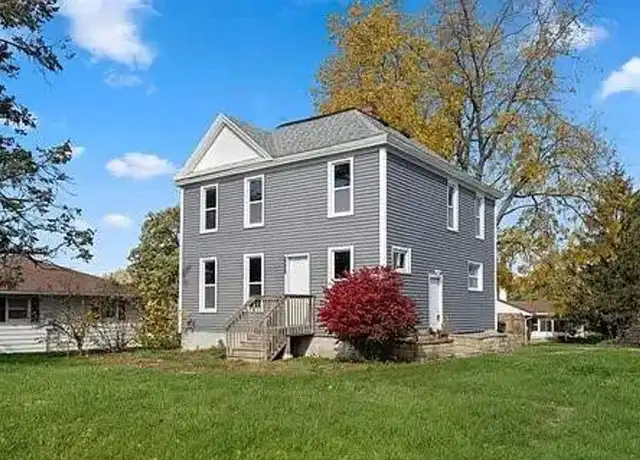 Property at 1927 W 1st St, Cedar Falls, IA, 50613, 4 beds, 1 bath, [object Object]