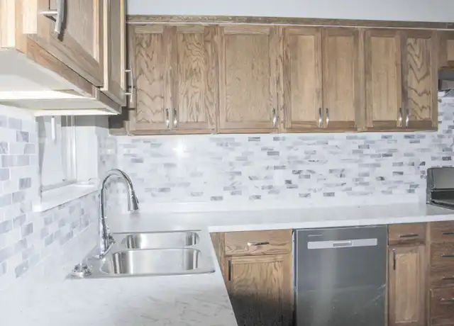 Property at 6713 Pecan Park Dr, Richland Hills, TX, 76118, 3 beds, 2 baths, [object Object]