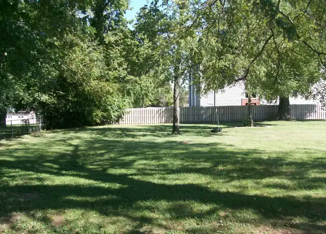 Property at 905 S Jefferson Ave Unit 20, Springfield, MO, 65806, 1 bed, 1 bath, [object Object]