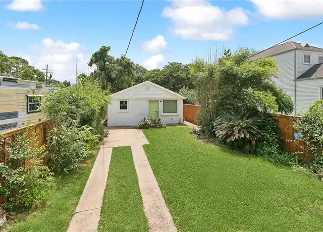 Property at 421 Tupelo St, New Orleans, LA, 70117, 2 beds, 1 bath, [object Object]