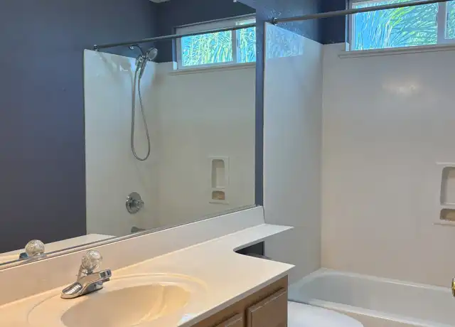 Property at 2015 London Ave, Manteca, CA, 95336, 3 beds, 2 baths, [object Object]